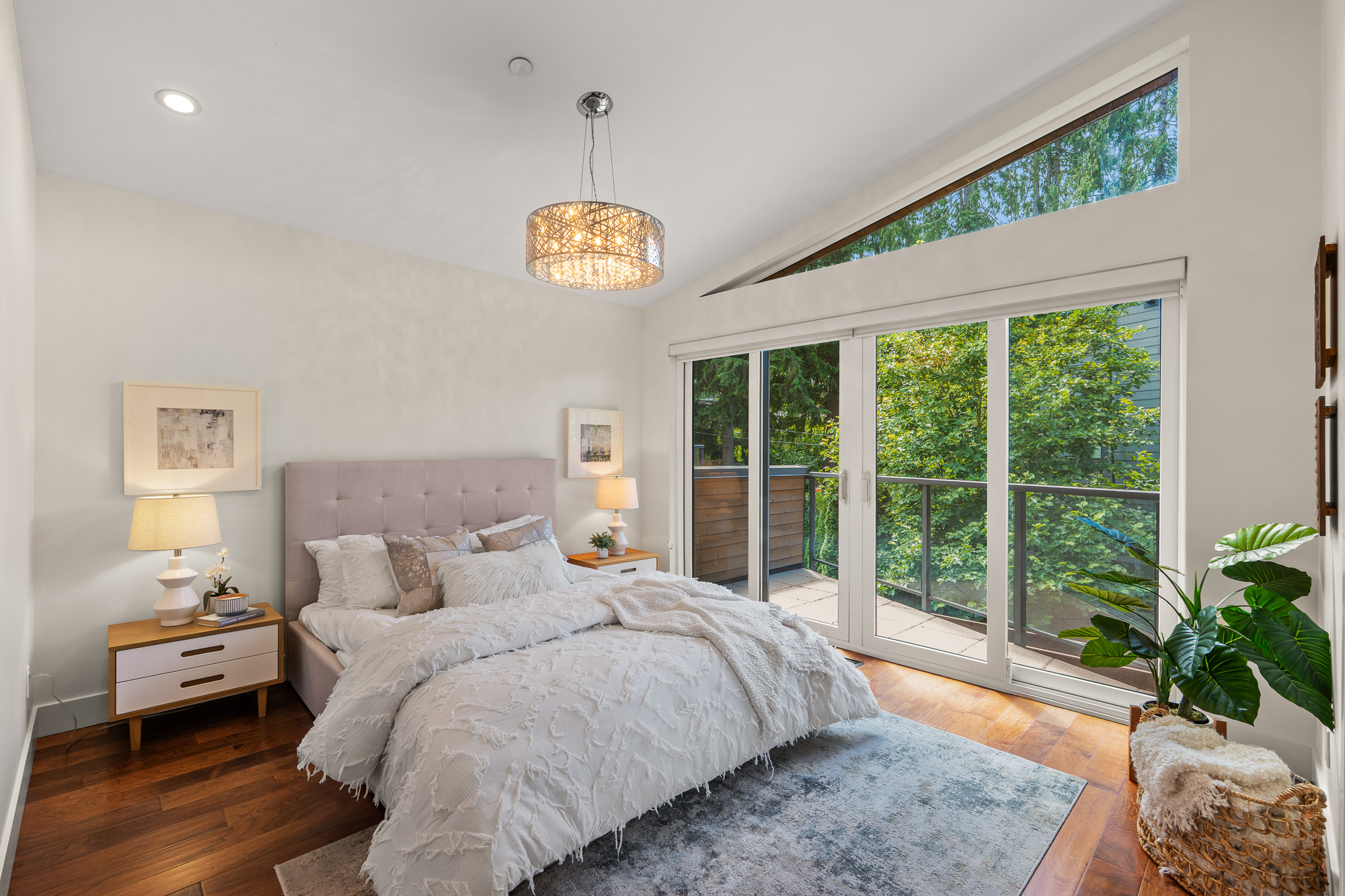 6528 Marine Drive